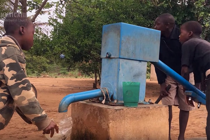 Over 250 churches in Missouri have been building relationships with congregations in Mozambique for more than a decade. Through the Mozambique Initiative, churches and schools have been built and more than a hundred wells have brought far more than clean water to over 100,000 people. Some United Methodist churches in Missouri give up to 100% of their Christmas and Easter offerings to missions including water projects in Mozambique.