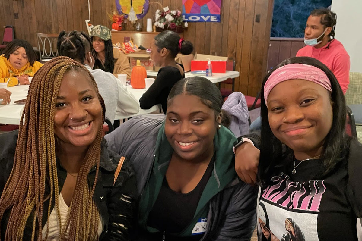 Students at the Kentucky State University Wesley Foundation enjoy some time together. Image via KSUforChrist.