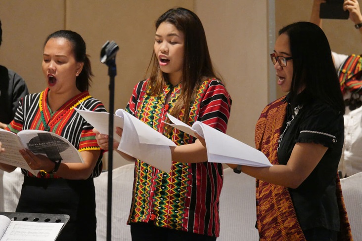 Worship and celebration in the Philippines. The Union Theological Seminary choir helps lead closing worship for the Standing Committee on Central Conference Matters meeting in Manila, Philippines. The seminary, co-founded by Methodists, is the oldest Protestant seminary in the Philippines. File photo by Heather Hahn, UMNS.